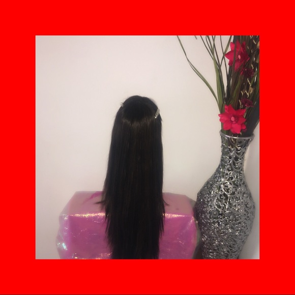 Wig - Picture 4 of 7